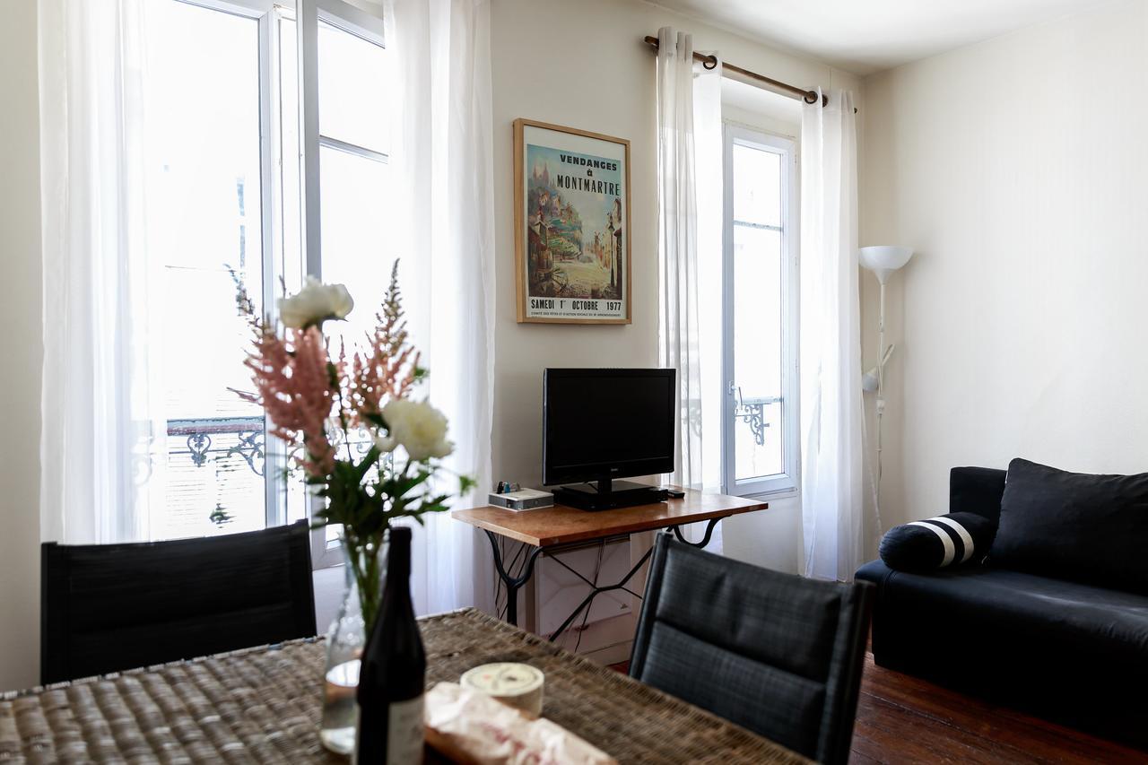 Apartment Montmartre Audran Paris